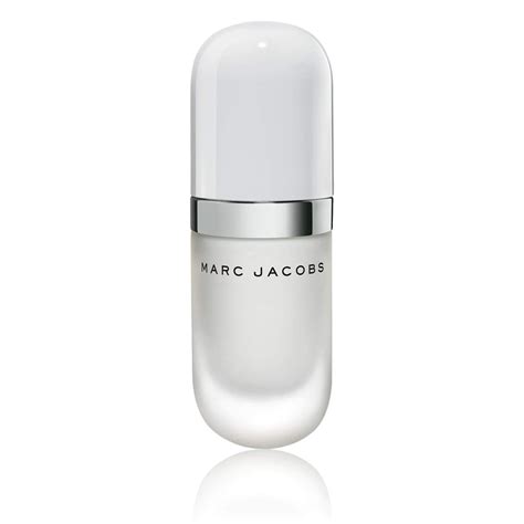 Marc Jacobs Beauty Under(cover) Perfecting Coconut .